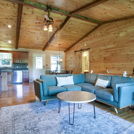 Ole Smoky Bnb - Game Room, Hot Tub, Mtn Views! Pigeon Forge Ngoại thất bức ảnh