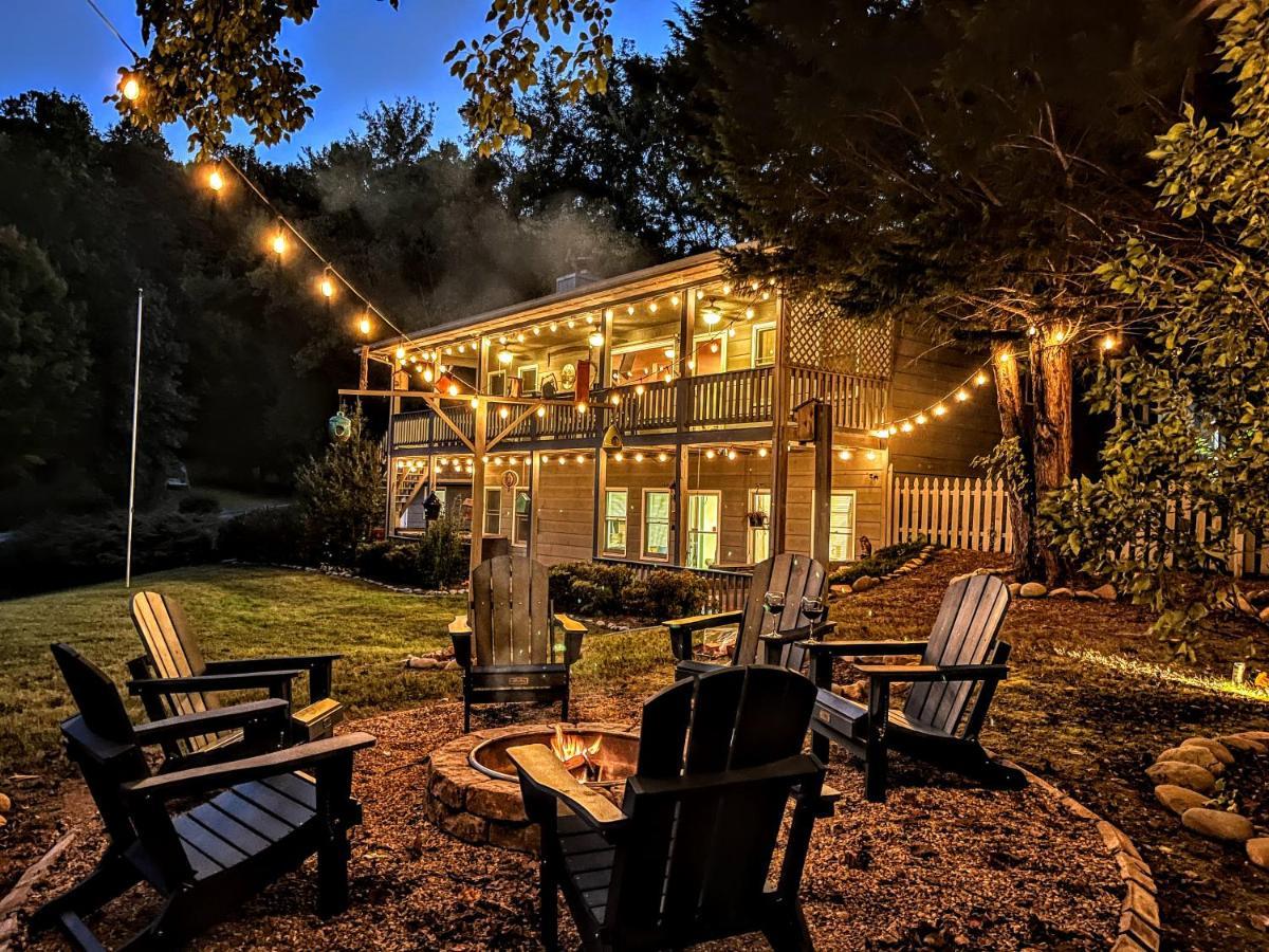 Ole Smoky Bnb - Game Room, Hot Tub, Mtn Views! Pigeon Forge Ngoại thất bức ảnh