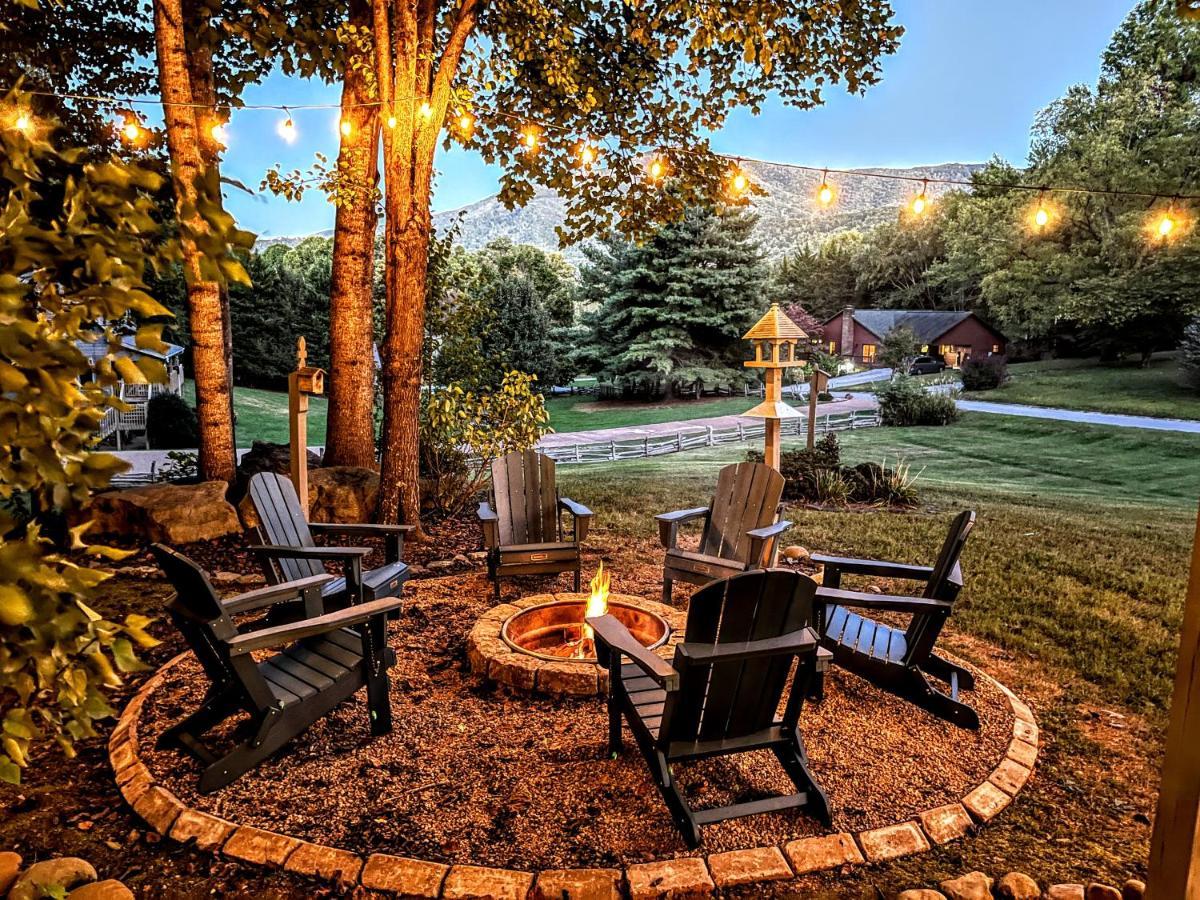 Ole Smoky Bnb - Game Room, Hot Tub, Mtn Views! Pigeon Forge Ngoại thất bức ảnh