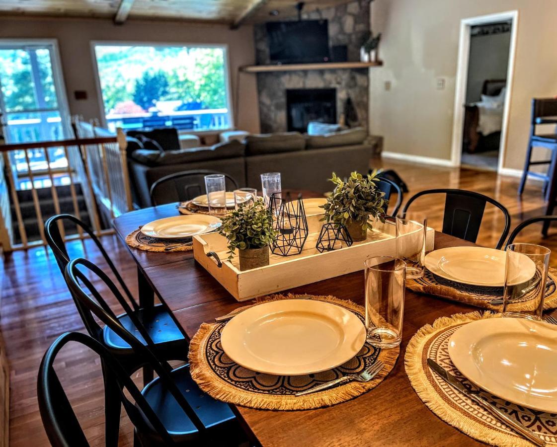 Ole Smoky Bnb - Game Room, Hot Tub, Mtn Views! Pigeon Forge Ngoại thất bức ảnh