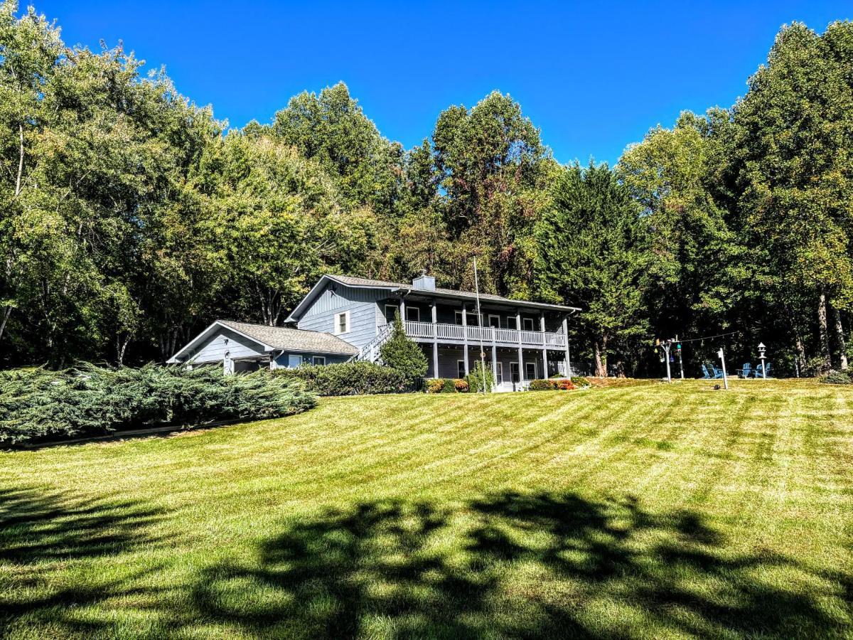 Ole Smoky Bnb - Game Room, Hot Tub, Mtn Views! Pigeon Forge Ngoại thất bức ảnh