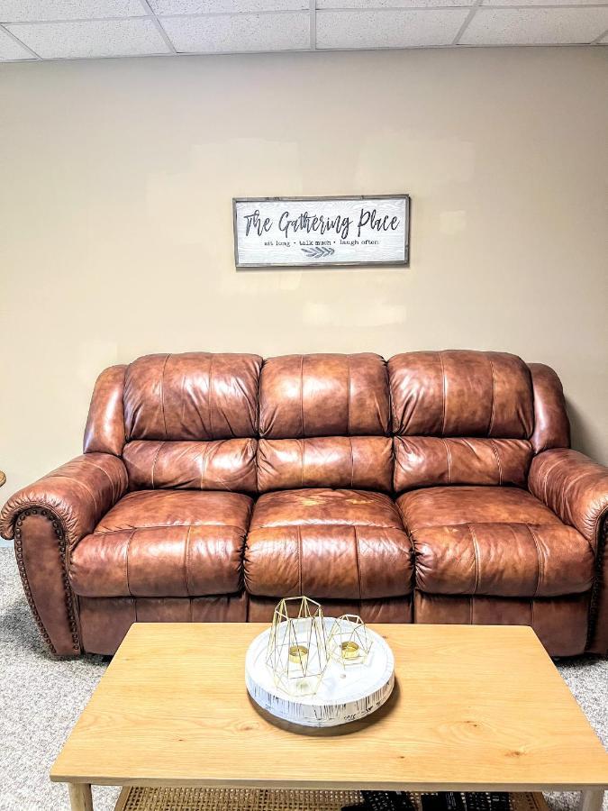 Ole Smoky Bnb - Game Room, Hot Tub, Mtn Views! Pigeon Forge Ngoại thất bức ảnh